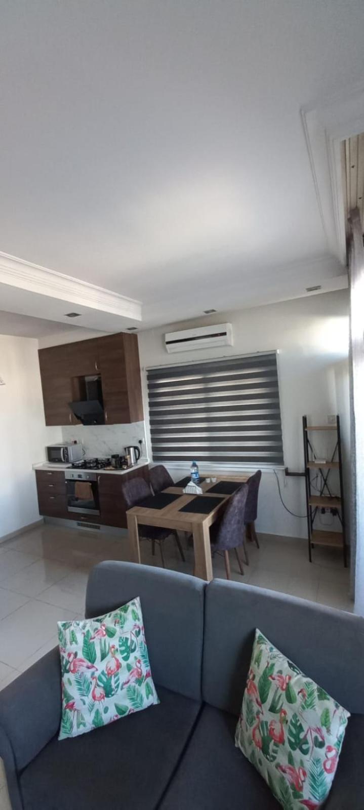 Oytam Apt Никосия Экстерьер фото